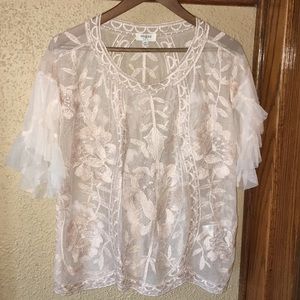 Umgee Lacey Detailed Top